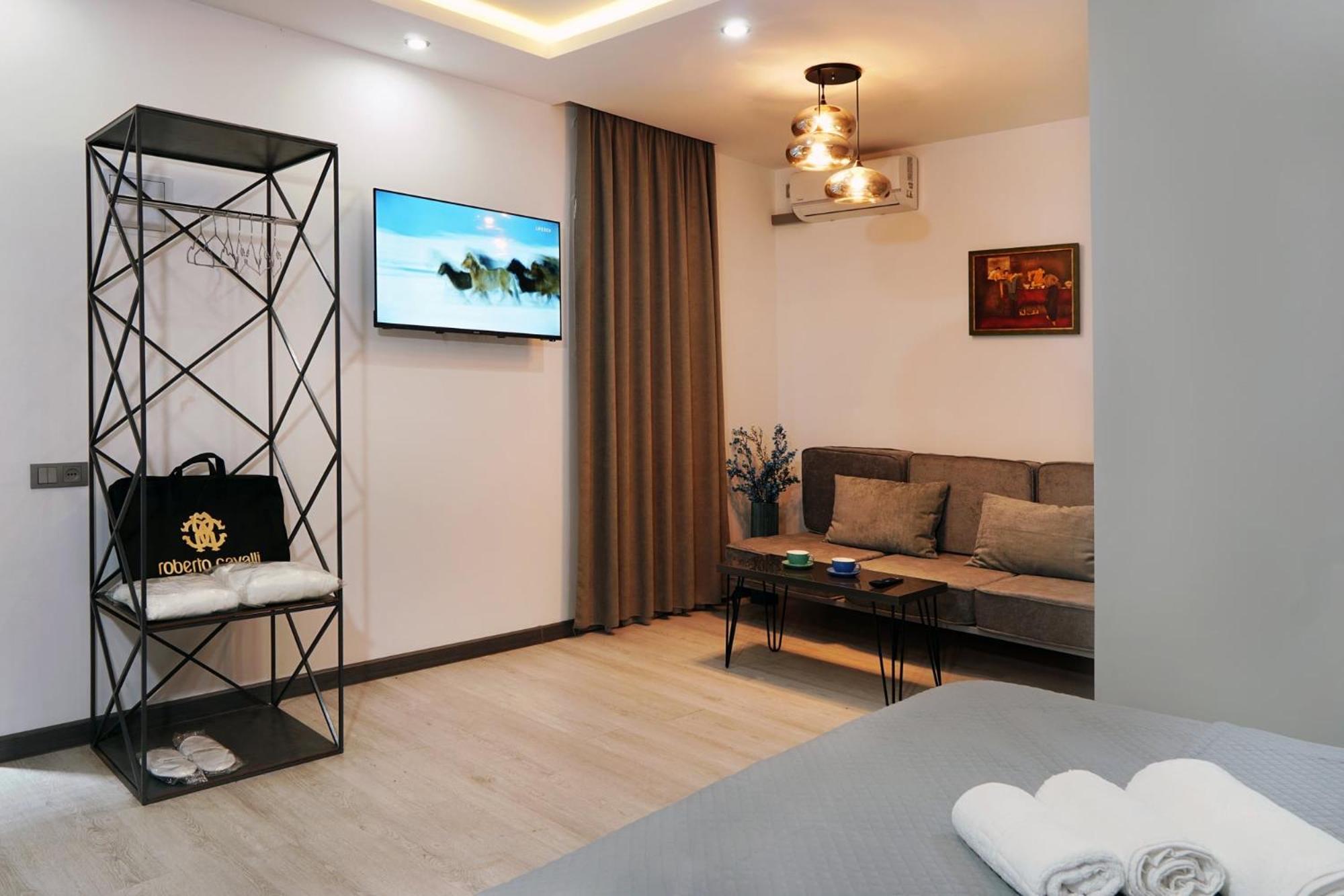 Hotel Varla كوتايسي المظهر الخارجي الصورة